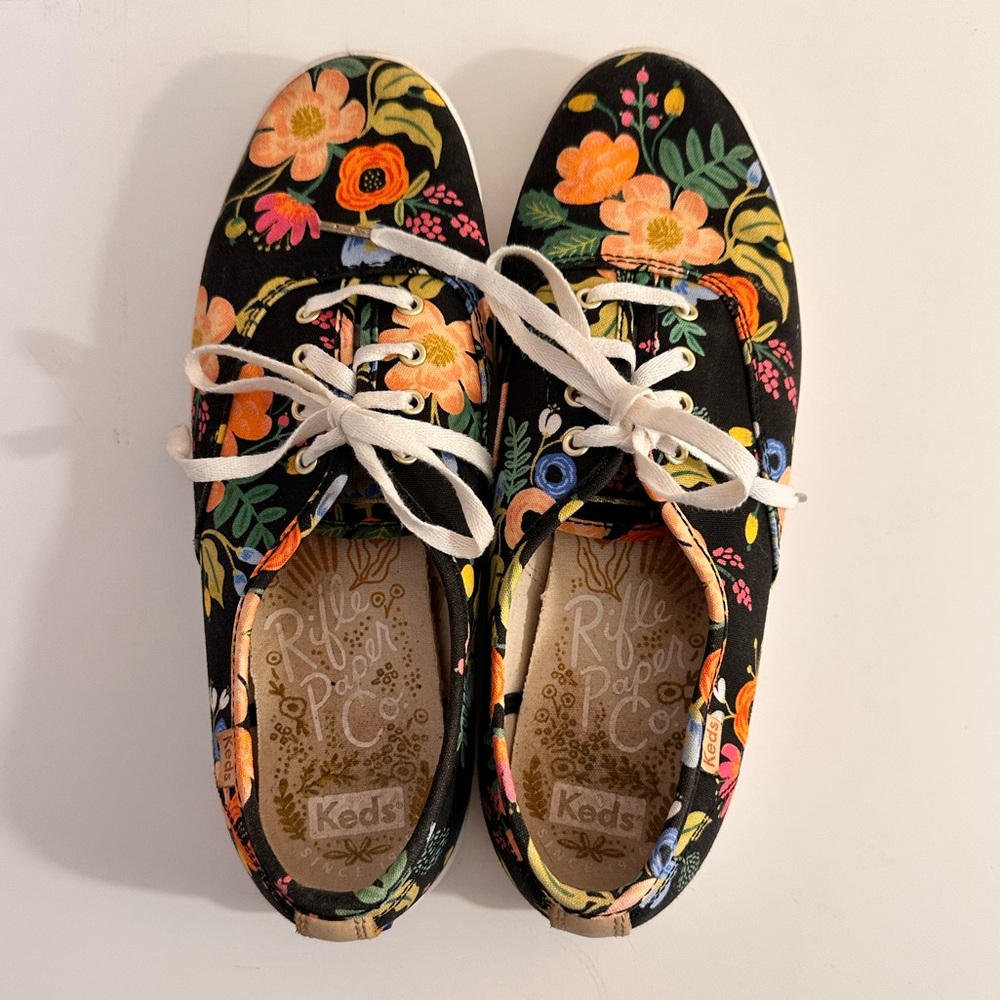 Keds x Rifle Paper Plimsolls Sneakers with Vibrant Floral Design